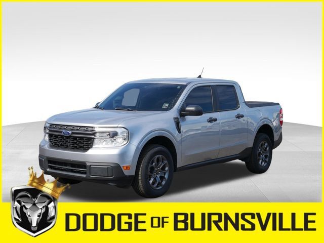Used 2024 Ford Maverick XLT FWD image 3