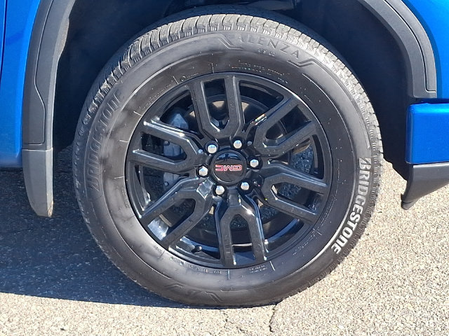 Used 2024 GMC Sierra 1500 Elevation w/ LPO, Elevation Black Package AWD/4WD image 29