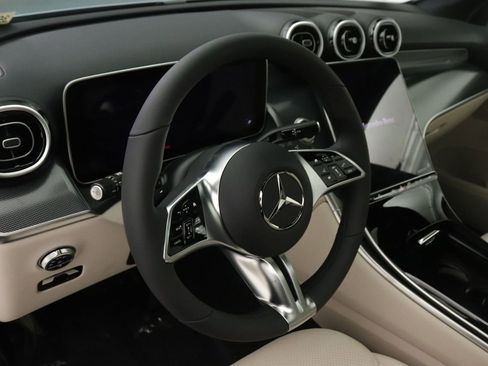 New 2026 Mercedes-Benz GLC 300 image 5