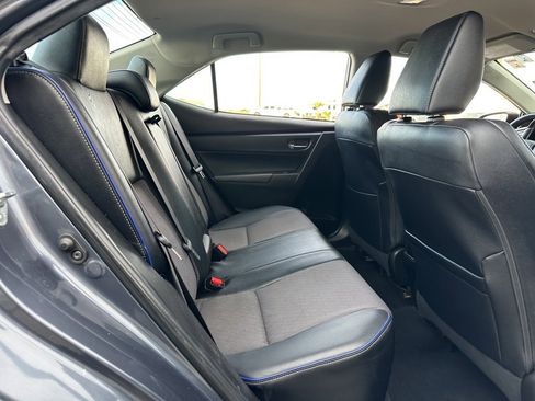 Used 2019 Toyota Corolla SE image 24