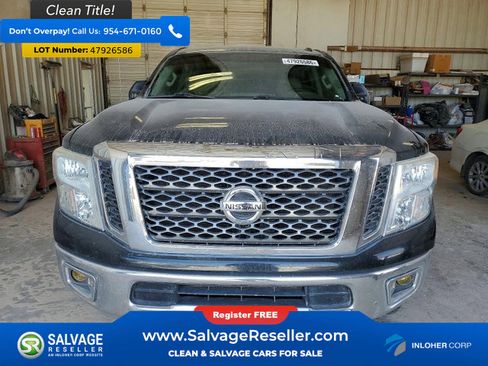 Used 2017 Nissan Titan SV image 7
