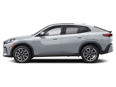 New 2026 BMW X2 xDrive28i w/ M Sport Package AWD/4WD image 3