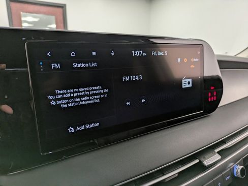 Used 2023 Hyundai Palisade SEL w/ Cargo Package AWD/4WD image 11