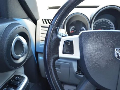 Used 2007 Dodge Nitro SLT image 13