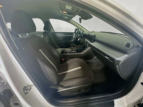 Used 2025 Hyundai Sonata SEL image 32