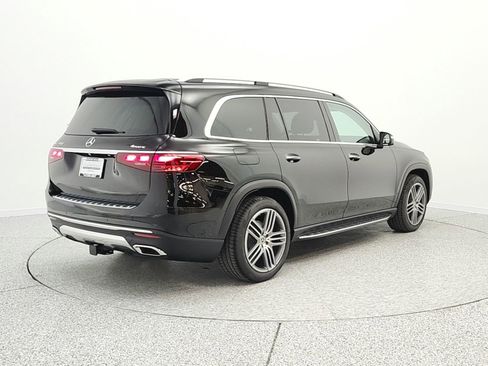 New 2026 Mercedes-Benz GLS 450 4MATIC image 5