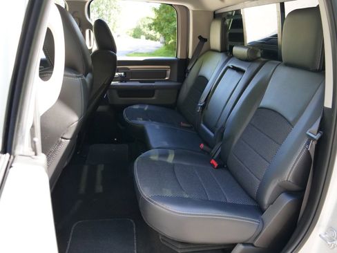 Used 2018 RAM 2500 Big Horn image 25