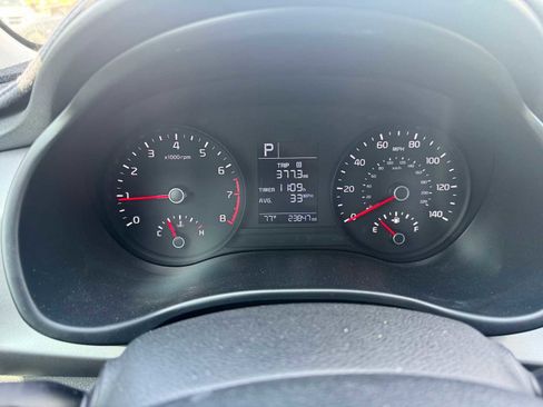 Used 2023 Kia Rio LX image 7