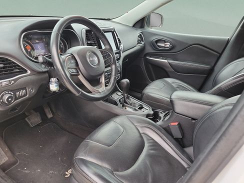 Used 2019 Jeep Cherokee Limited FWD image 14