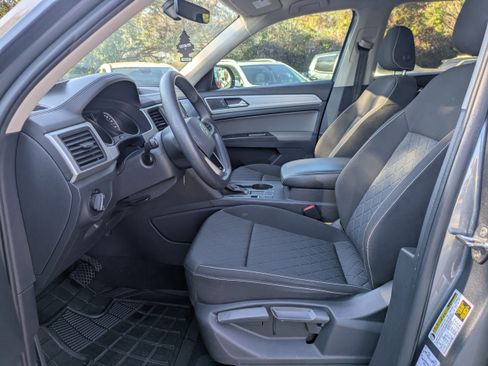 Used 2021 Volkswagen Atlas S image 22