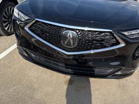 Used 2023 Acura MDX SH-AWD w/ Technology Package image 3