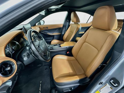 Used 2024 Lexus IS 350 F Sport RWD image 13