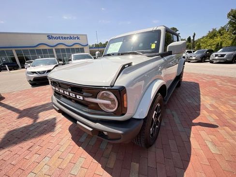 Used 2024 Ford Bronco Outer Banks AWD/4WD image 27