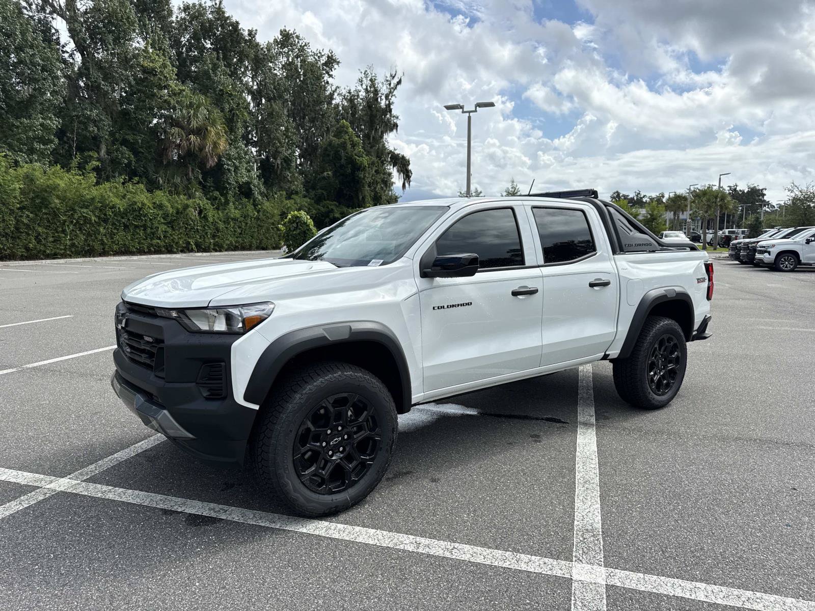 New 2026 Chevrolet Colorado Trail Boss w/ Midnight Edition AWD/4WD image 7