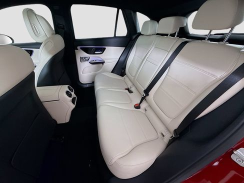 New 2026 Mercedes-Benz GLC 300 4MATIC image 26