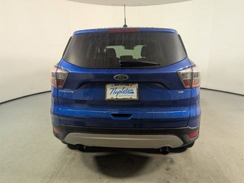 Used 2017 Ford Escape SE w/ SE Cold Weather Package image 6