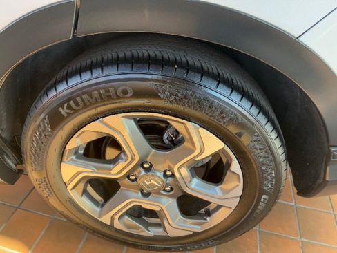 Used 2019 Honda CR-V EX image 14