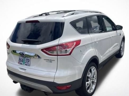 Used 2015 Ford Escape Titanium w/ Equipment Group 301A AWD/4WD image 26