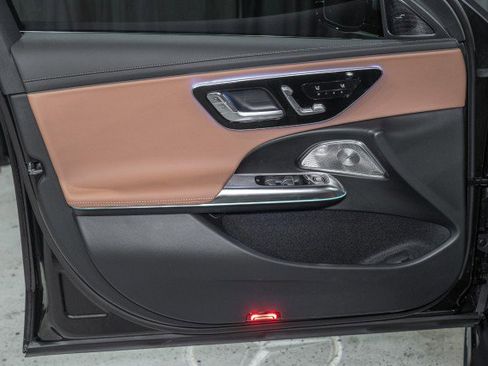 Certified 2025 Mercedes-Benz E 350 Sedan image 10