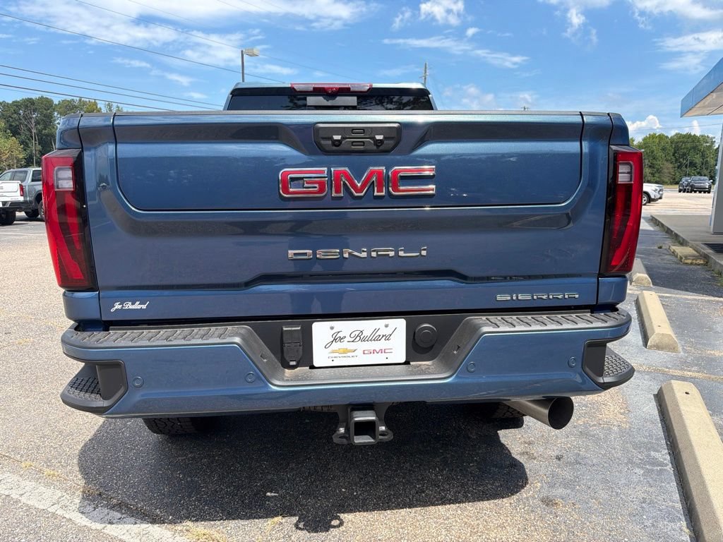 New 2026 GMC Sierra 2500 Denali w/ Denali Reserve Package AWD/4WD image 4