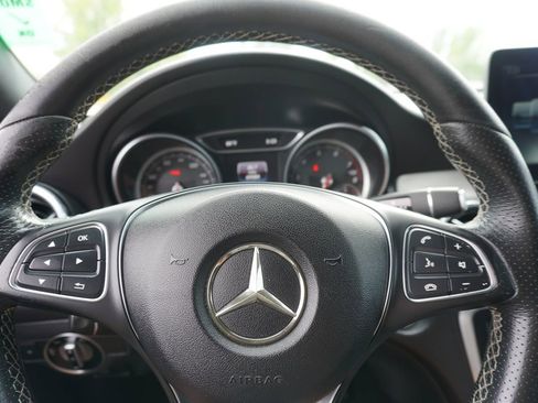 Used 2018 Mercedes-Benz CLA 250 image 27