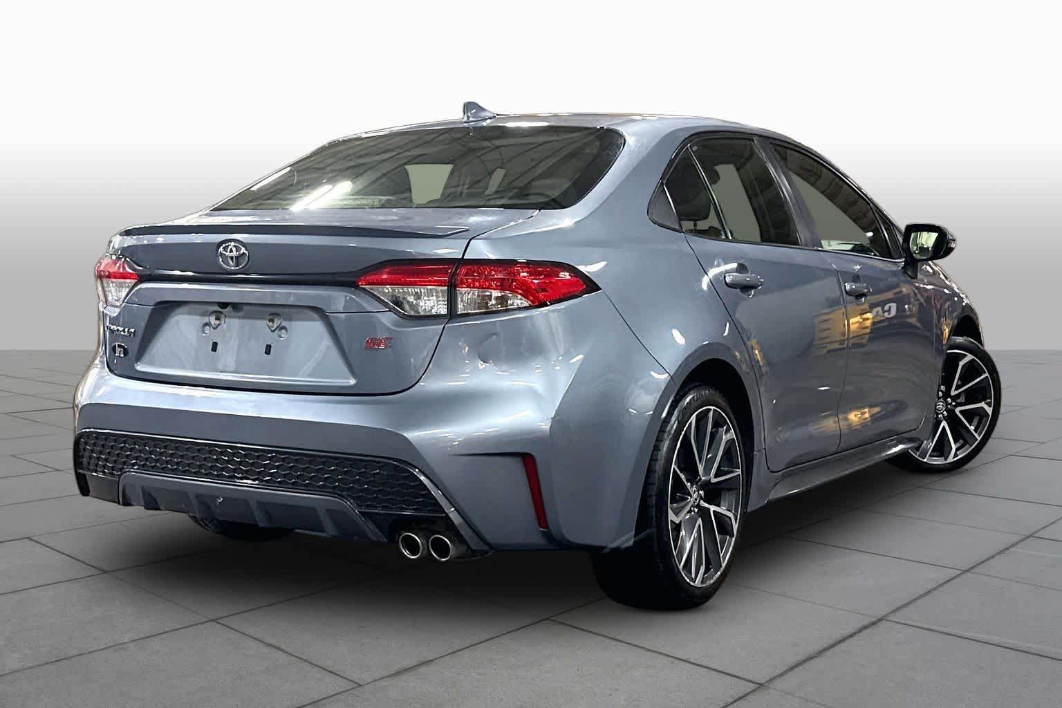 Used 2020 Toyota Corolla SE FWD image 13