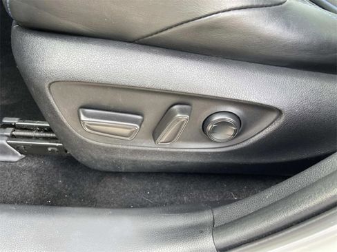 Used 2020 Toyota RAV4 XSE image 9