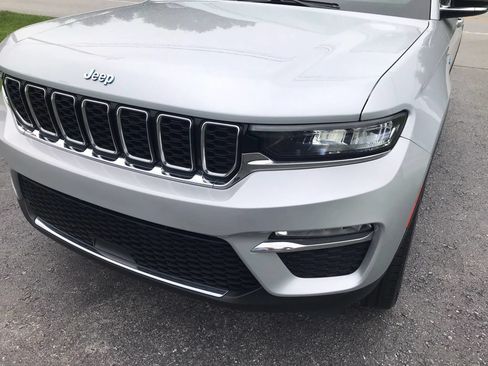 Used 2023 Jeep Grand Cherokee 4WD 4xe image 71
