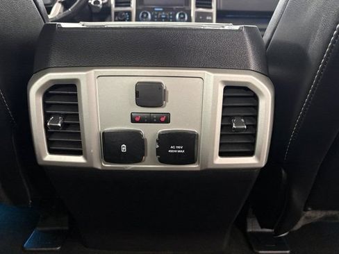Used 2019 Ford F150 Lariat w/ Equipment Group 502A Luxury AWD/4WD image 18