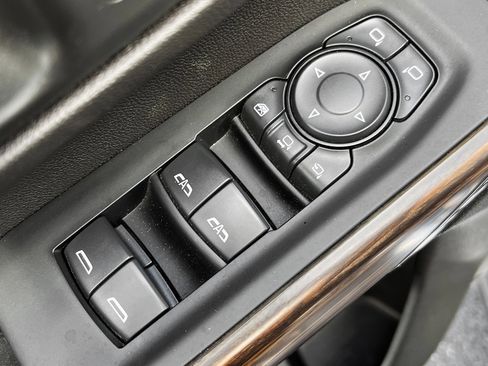 Used 2023 Chevrolet Silverado 2500 High Country image 27