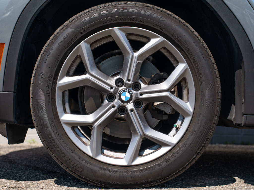 Used 2024 BMW X3 xDrive30i w/ Premium Package AWD/4WD image 12