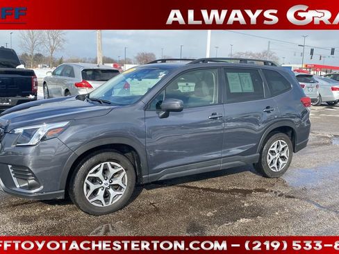 Used 2023 Subaru Forester Premium image 10