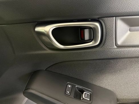 Used 2025 Honda Civic Sport image 35