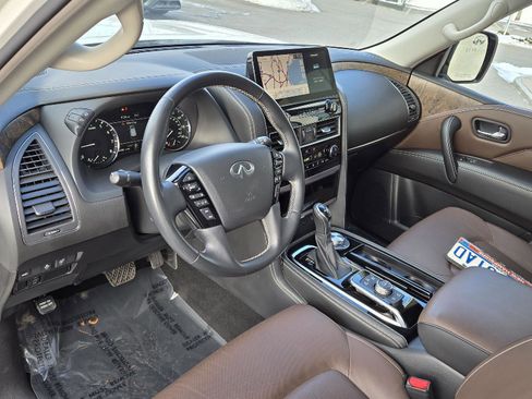 Certified 2023 INFINITI QX80 Premium Select w/ Cargo Package image 6