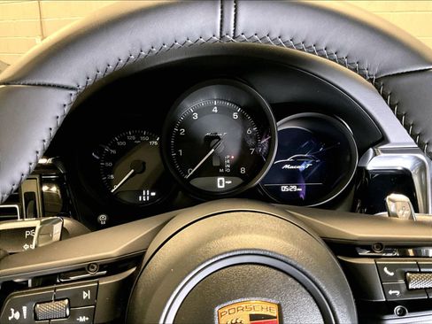 New 2026 Porsche Macan Turbo image 17