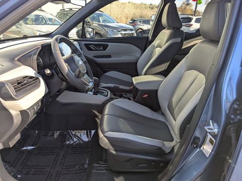 Used 2025 Subaru Forester Limited image 8