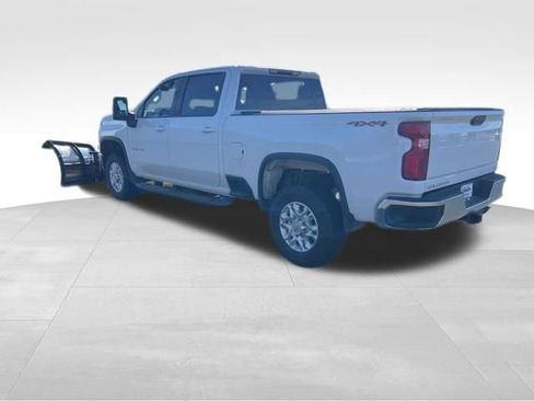 Used 2021 Chevrolet Silverado 3500 LT w/ Snow Plow Prep/Camper Package image 8