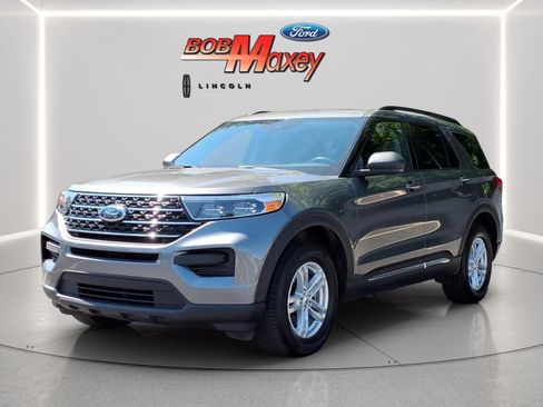 Used 2023 Ford Explorer XLT w/ Class IV Trailer Tow Package AWD/4WD image 1