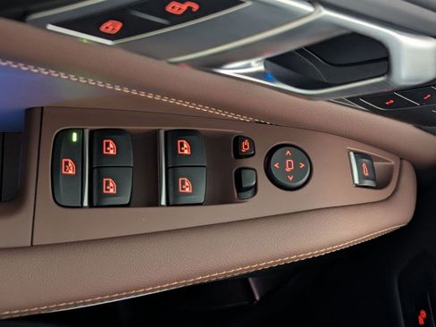 Used 2025 BMW X5 xDrive40i image 44