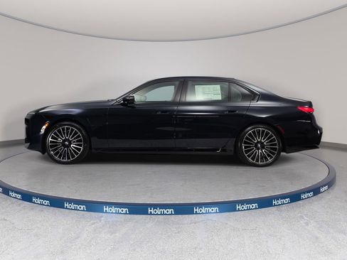 New 2026 BMW 750e xDrive w/ Executive Package AWD/4WD image 8
