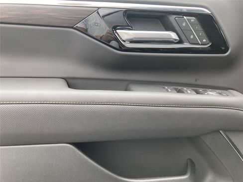 New 2026 Chevrolet Tahoe Premier image 24