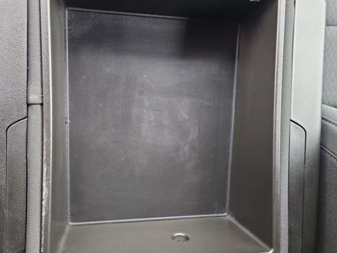 Used 2023 Chevrolet Silverado 1500 LT image 25