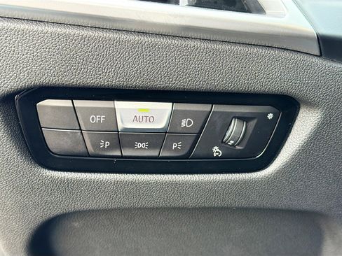New 2026 BMW 330i Sedan w/ Convenience Package RWD image 34