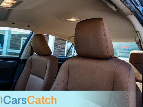 Used 2015 Toyota Corolla LE FWD image 21