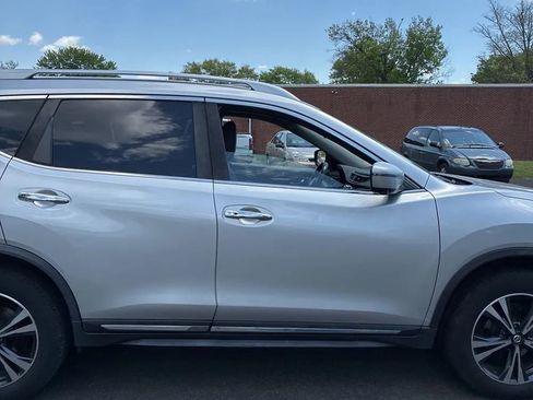 Used 2018 Nissan Rogue SL AWD/4WD image 7