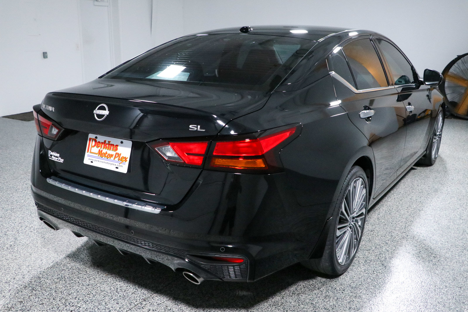 Used 2023 Nissan Altima 2.5 SL FWD image 7