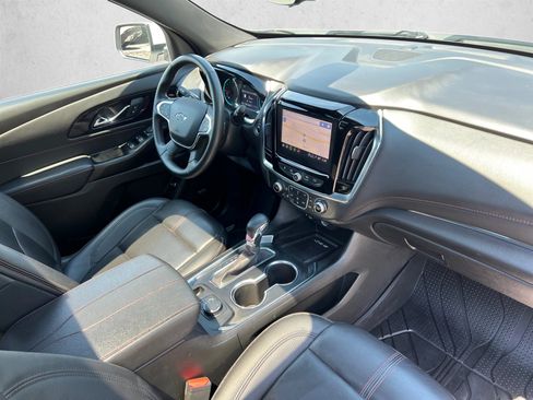 Used 2024 Chevrolet Traverse RS w/ LPO, Floor Liner Package AWD/4WD image 28