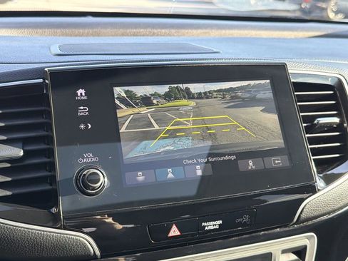 Used 2022 Honda Pilot Touring image 35