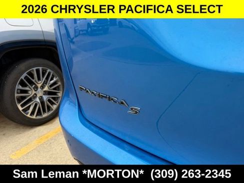New 2026 Chrysler Pacifica Select w/ S Appearance Package image 8