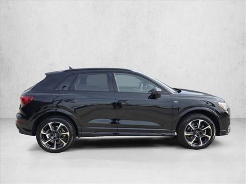 Certified 2025 Audi Q3 2.0T Premium Plus w/ Premium Plus Package image 4